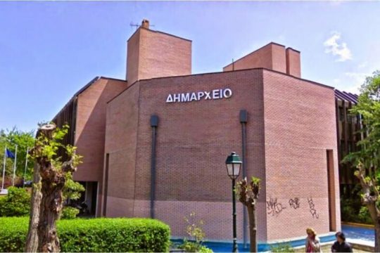 Ανοιξε ο χορός των προσφυγών στους δήμους