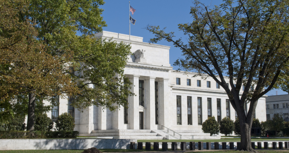 Νέα άνοδο των επιτοκίων 0,5% ανακοίνωσε η Fed