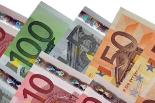Ακτινογραφία στο «μαξιλάρι» του χρέους