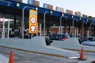 Αυξήσεις στα διόδια, αλλά για μετά τις εκλογές!