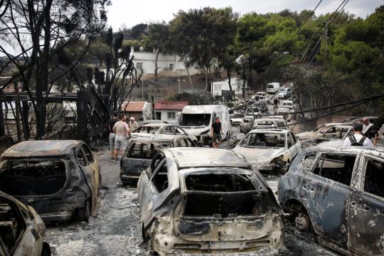 Συγκλόνισε η Βαρβάρα Βουκάκη που έχασε στη φωτιά σύζυγο και παιδιά