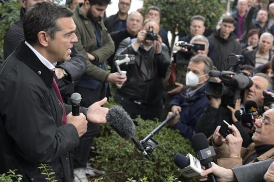 «Ο πρωθυπουργός δεν είναι βλαξ, είναι ένοχος»