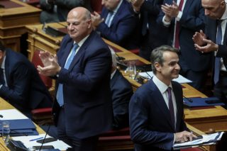 Θεσμοί και σημαίες ευκαιρίας