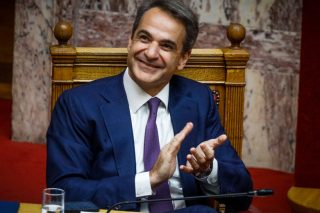 Η ξεφτίλα δεν έχει πάτο;