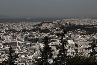 «Φρένο» στην αύξηση των αντικειμενικών αξιών από τον Δήμο Αθηναίων