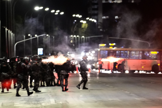 Εν μέσω ταραχών η τυπική πιστοποίηση της εκλογικής νίκης Λούλα