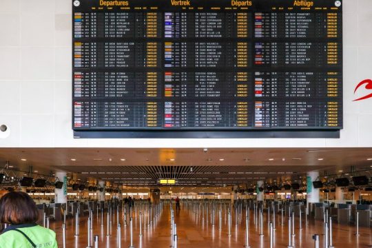 Σε συντονισμό για την Covid-19 καλεί η Κομισιόν, μετά την έξαρση στην Κίνα