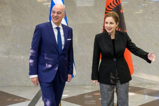 Δυσαρέσκεια στην Αθήνα για τα Bayraktar στην Αλβανία