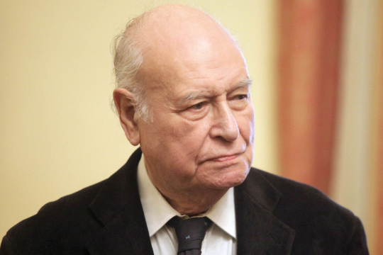 Πέθανε ο Γιάννης Διακογιάννης
