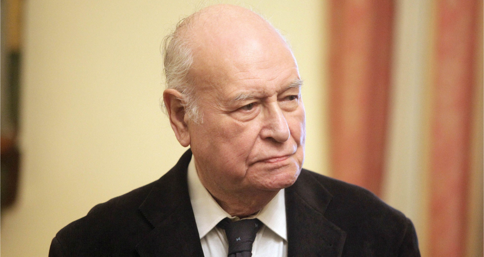 Πέθανε ο Γιάννης Διακογιάννης