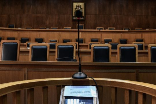 Δεν είδε εμπλοκή Παππά στην εικονική σύμβαση ο μάρτυρας Χρήστος Νικολάου