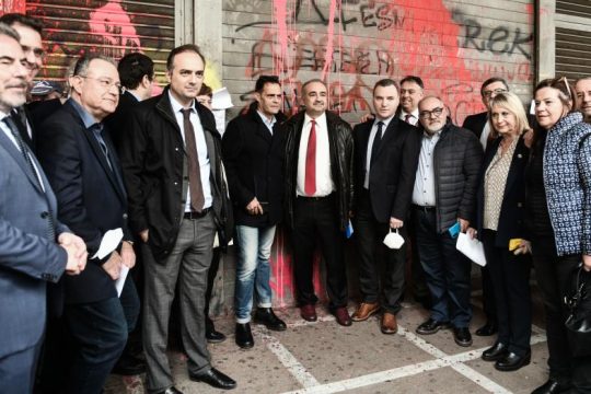 Διαμαρτυρία δικηγόρων ενάντια στην αύξηση των ασφαλιστικών εισφορών