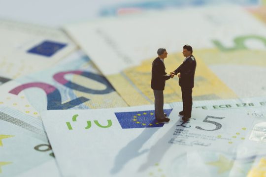 «Μούφα» αποστολές στο Στρασβούργο