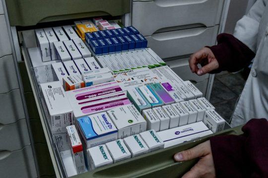 «Λουκέτο» σε φαρμακαποθήκες που αρνήθηκαν έλεγχο από τον ΕΟΦ