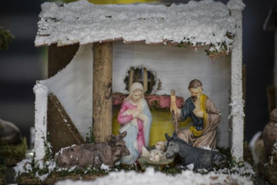 Να υπερασπιστούμε τις φάτνες του καιρού μας!