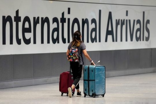 Και η συνοριακή αστυνομία στο χορό των απεργιακών κινητοποιήσεων στη Βρετανία
