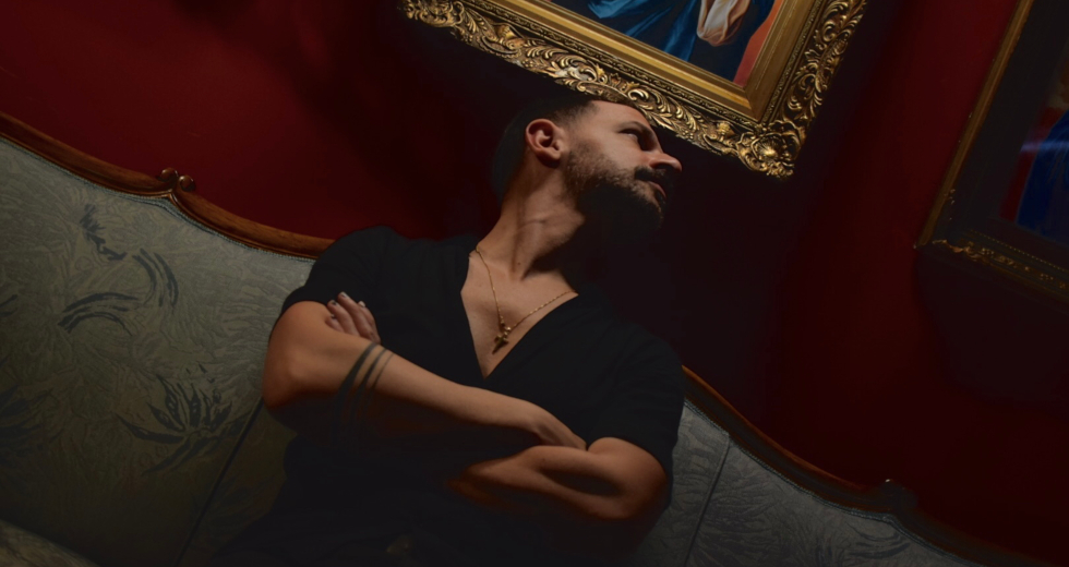 Holding On – Το νέο animation video από τον Iam Nothe