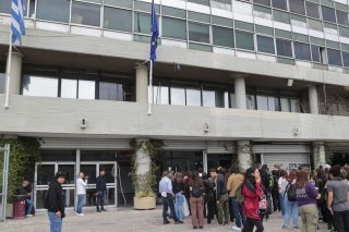 Σοβαρά προβλήματα από τη λειτουργία της Ιατρικής ΑΠΘ με δίδακτρα