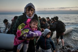 Παραπέμπονται για κακουργήματα οι υπερασπιστές της νομιμότητας