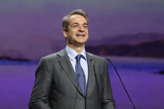 «Σταθερά δίπλα στα δίκαια αιτήματα της εθνικής μειονότητας της Αλβανίας»