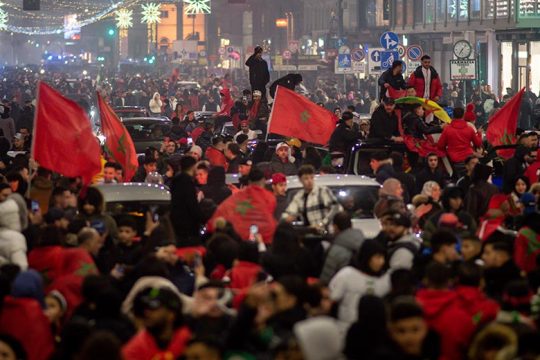 Ελάτε κόσμε…