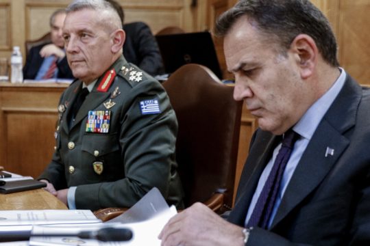 Σφύριξε αδιάφορα για την παρακολούθηση Φλώρου ο Παναγιωτόπουλος