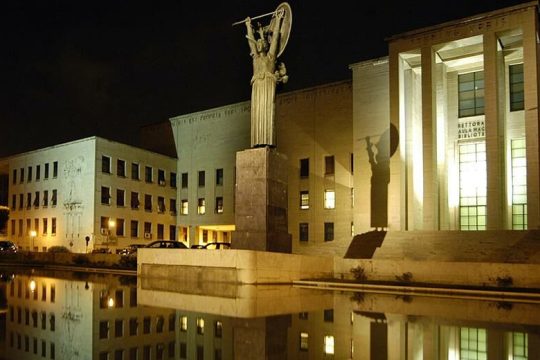 Το Εργαστήριο Νεοελληνικών Σπουδών βαφτίζεται «Μυρσίνη Ζορμπά»