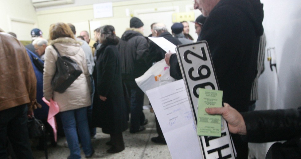 Επιστροφή των πινακίδων από τον Δήμο Αθηναίων λόγω Πάσχα