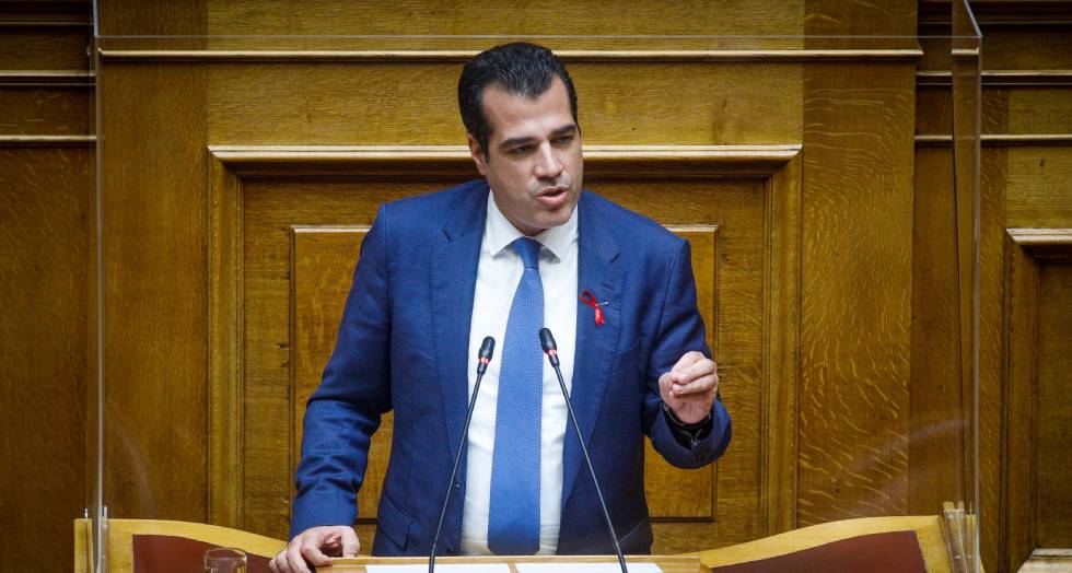 Παραλήρημα και υπεκφυγές Πλεύρη για το νομοσχέδιο-οδοστρωτήρα για τη Δημοσία Υγεία