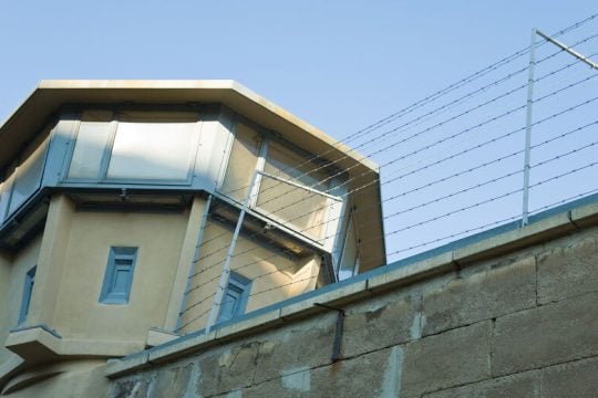 Τραυματισμός πρόσφυγα από αληθινά πυρά στα τουρκοβουλγαρικά σύνορα [Βίντεο]