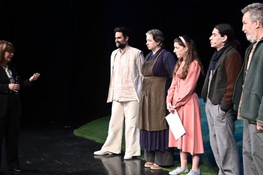 Η κυβέρνηση ΥΠΠΟγράφει… τραγωδία για τις τέχνες σε σκηνοθεσία Βορίδη – Κεραμέως