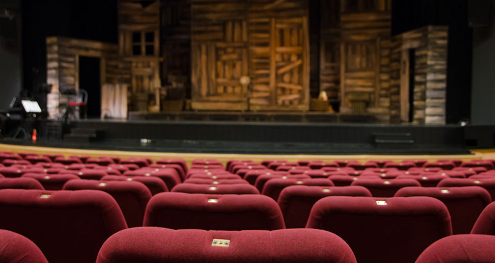 Η stand up σκηνή δείχνει τον δρόμο – Το backlash φαινόμενο δεν έχει πλάκα