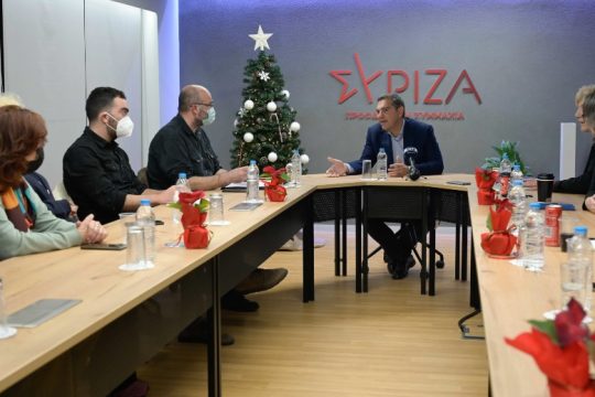 Πολιτική κινητικότητα μετά την υποβάθμιση των πτυχίων των καλλιτεχνών