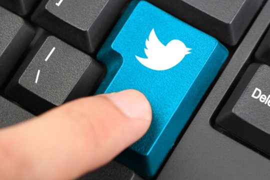Twitter καλεί Πεντάγωνο