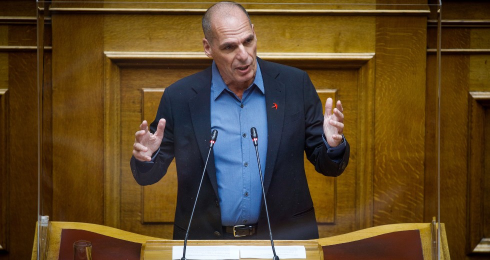 Γ. Βαρουφάκης: Θεσμοθετήσατε τη λεηλασία, καταδικάσατε τους πολίτες στην αναξιοπρέπεια