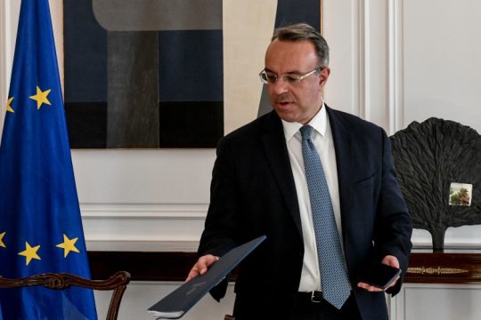 Έκκληση Σταϊκούρα στο τραπεζικό σύστημα να στηρίξει τους πολίτες