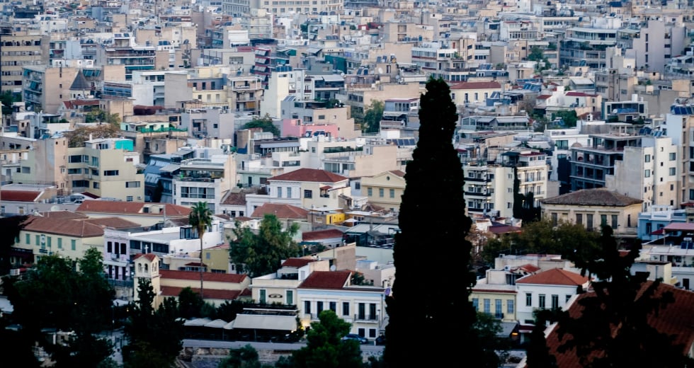 Χαϊδεύοντας τους εισοδηματίες
