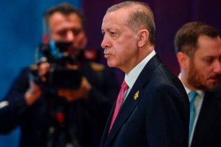 Αδιανόητη ήττα, αδύνατη νίκη;