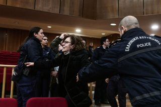 Αποδόμησε τους ισχυρισμούς των χρυσαυγιτών