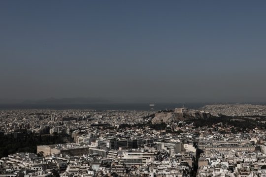 Πιέσεις για «κούρεμα» αντικειμενικών αξιών