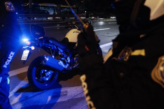 Συνελήφθη 40χρονος στη Θεσσαλονίκη για πυροβολισμό 29χρονου στους όρχεις