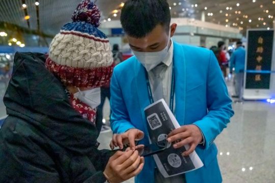 Αεροπορική οδηγία: Πώς θα εισέρχονται στην Ελλάδα οι ταξιδιώτες από την Κίνα