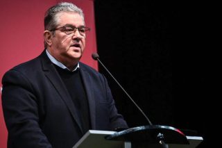 Στο πλευρό των πλημμυροπαθών της Φθιώτιδας ο Δημ. Κουτσούμπας