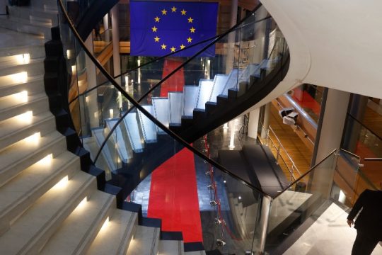Οι προτάσεις της Ευρ. Αριστεράς για διαφάνεια και αποφυγή νέων σκανδάλων στην Ευρωβουλή