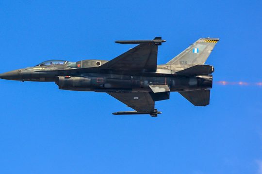 f16