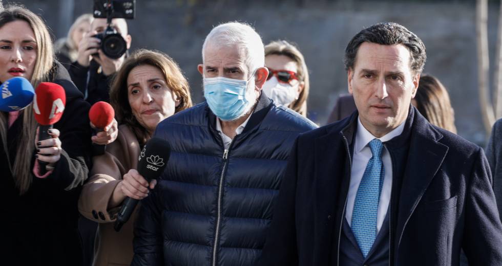 Ο Π. Φιλιππίδης κατήγγειλε «οργανωμένο σχέδιο» και μίλησε για συναινετικές επαφές