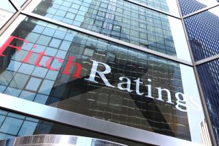 Αναβάθμισε την Ελλάδα ο οίκος Fitch