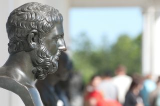 Προτομές που έμειναν στην Ιστορία της Τέχνης. Προτομές που δεν έγιναν ποτέ. Προτομές χαρακτήρων