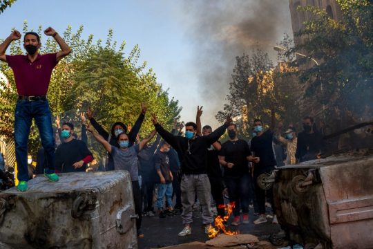 Άλλος ένας διαδηλωτής καταδικάστηκε σε θάνατο στο Ιράν
