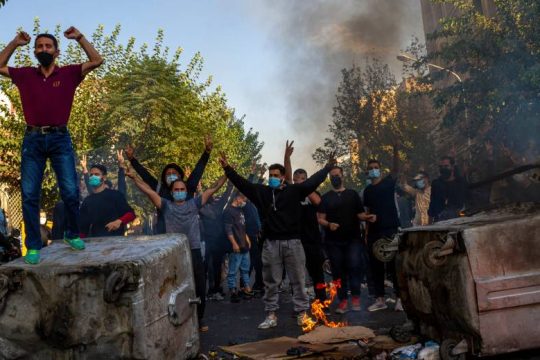 Ιράν: Σε θάνατο καταδικάστηκε ακόμη ένας άνδρας που συμμετείχε στις διαδηλώσεις